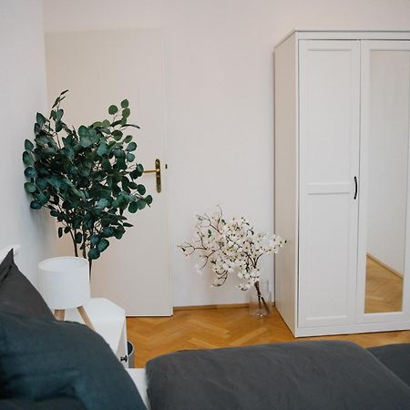 110Qm, 4 Bedrooms, Near Schoenbrunn - Axara Housing Osw 33 Vienna Exterior photo